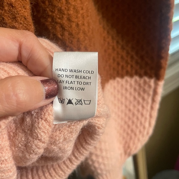 Size Small White Birch sweater - Picture 4 of 4